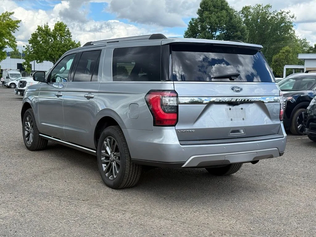 Used 2021 Silver Ford Limited image 3