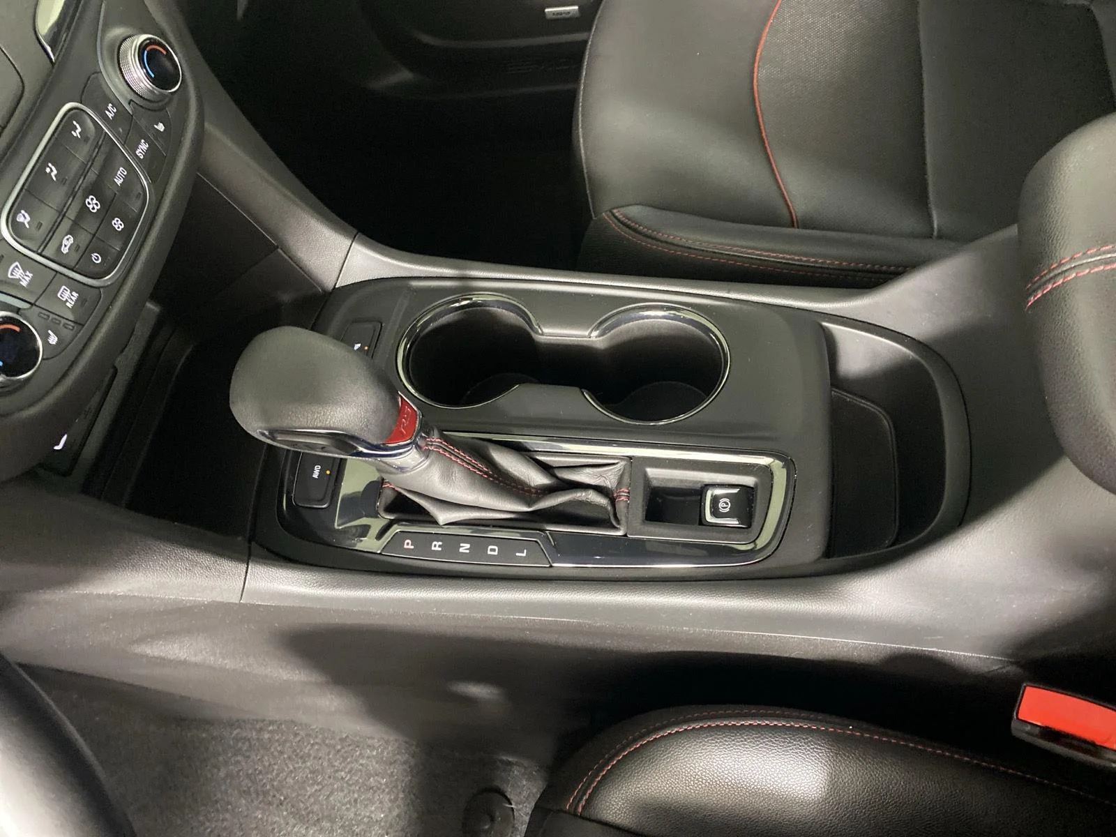 Used 2024 Mosaic Black Metallic Chevrolet RS image 22