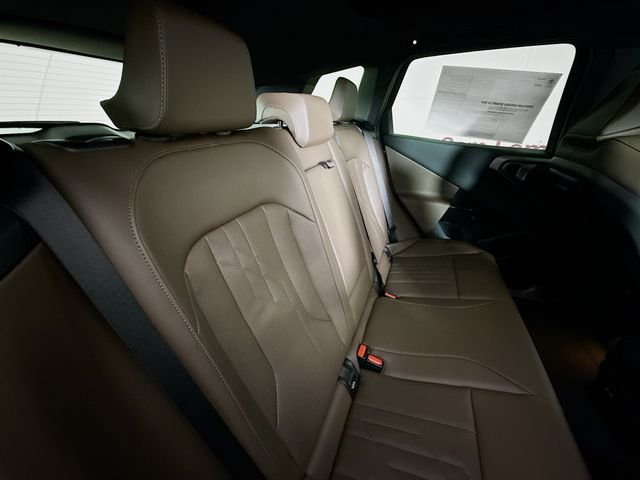 Used 2026 Gray Metallic BMW 30 xDrive image 27