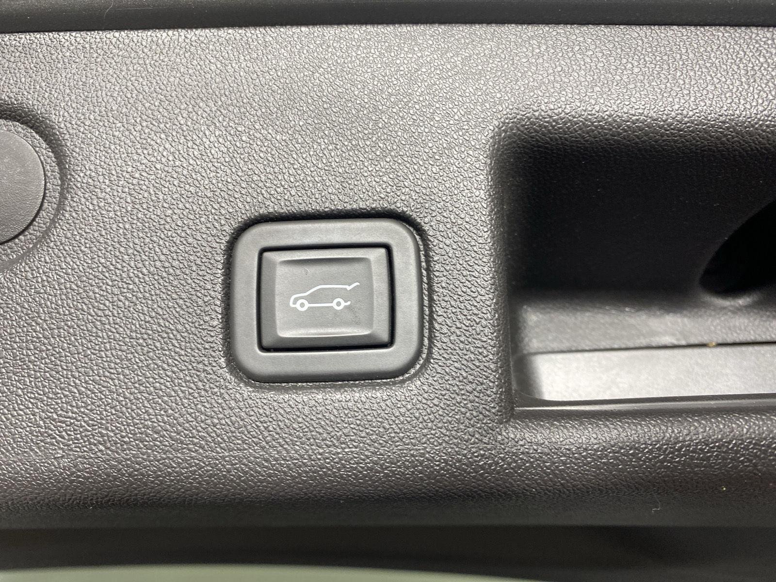 Used 2024 Sterling Gray Metallic Chevrolet RS image 26
