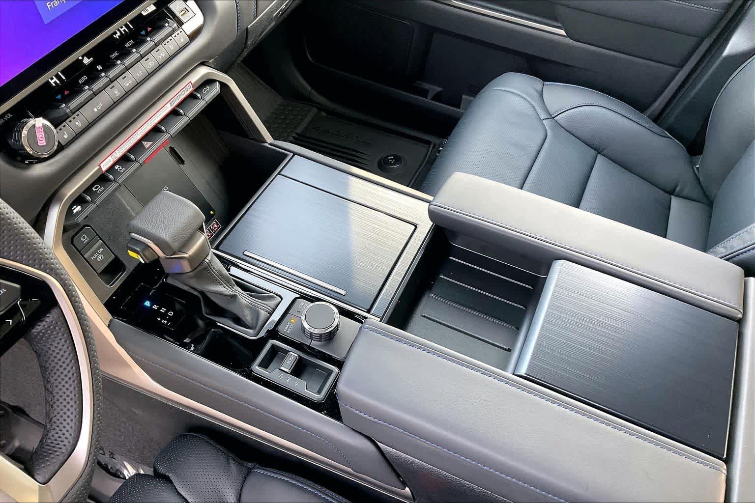 2026 Toyota Tundra Platinum - Photo 7