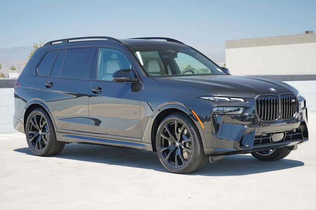 New 2027 BMW X7 M60i 4D Sport Utility in Santa Ana #622289