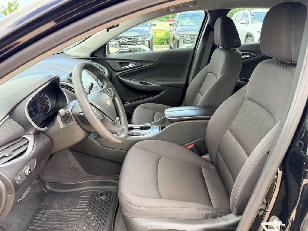 Used 2023 Mosaic Black Metallic Chevrolet LT image 10
