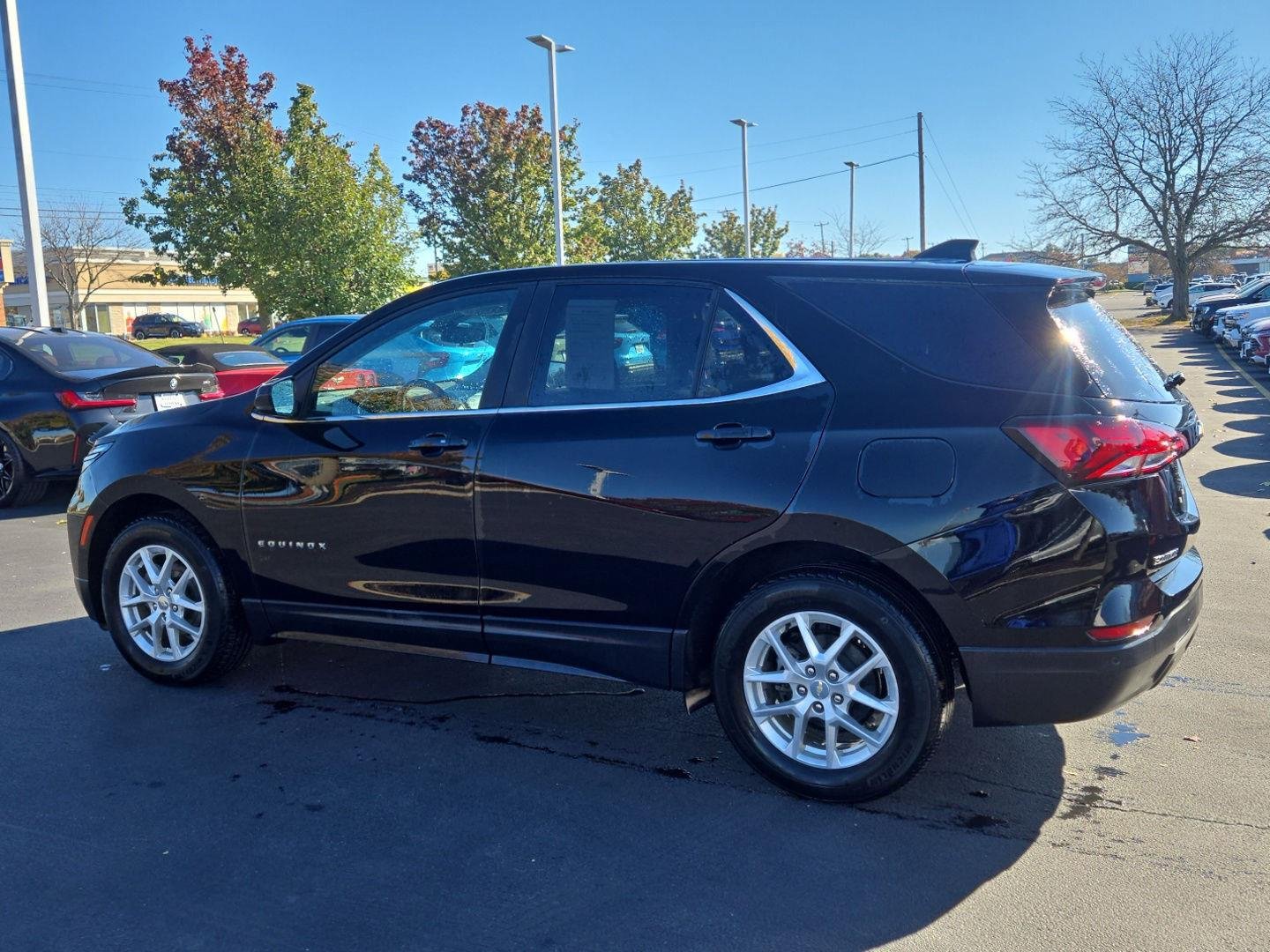Used 2022 Mosaic Black Metallic Chevrolet LT image 4