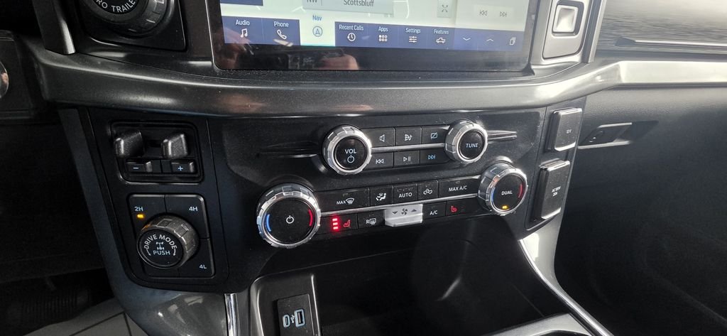 Used 2023 Avalanche Ford XLT image 25