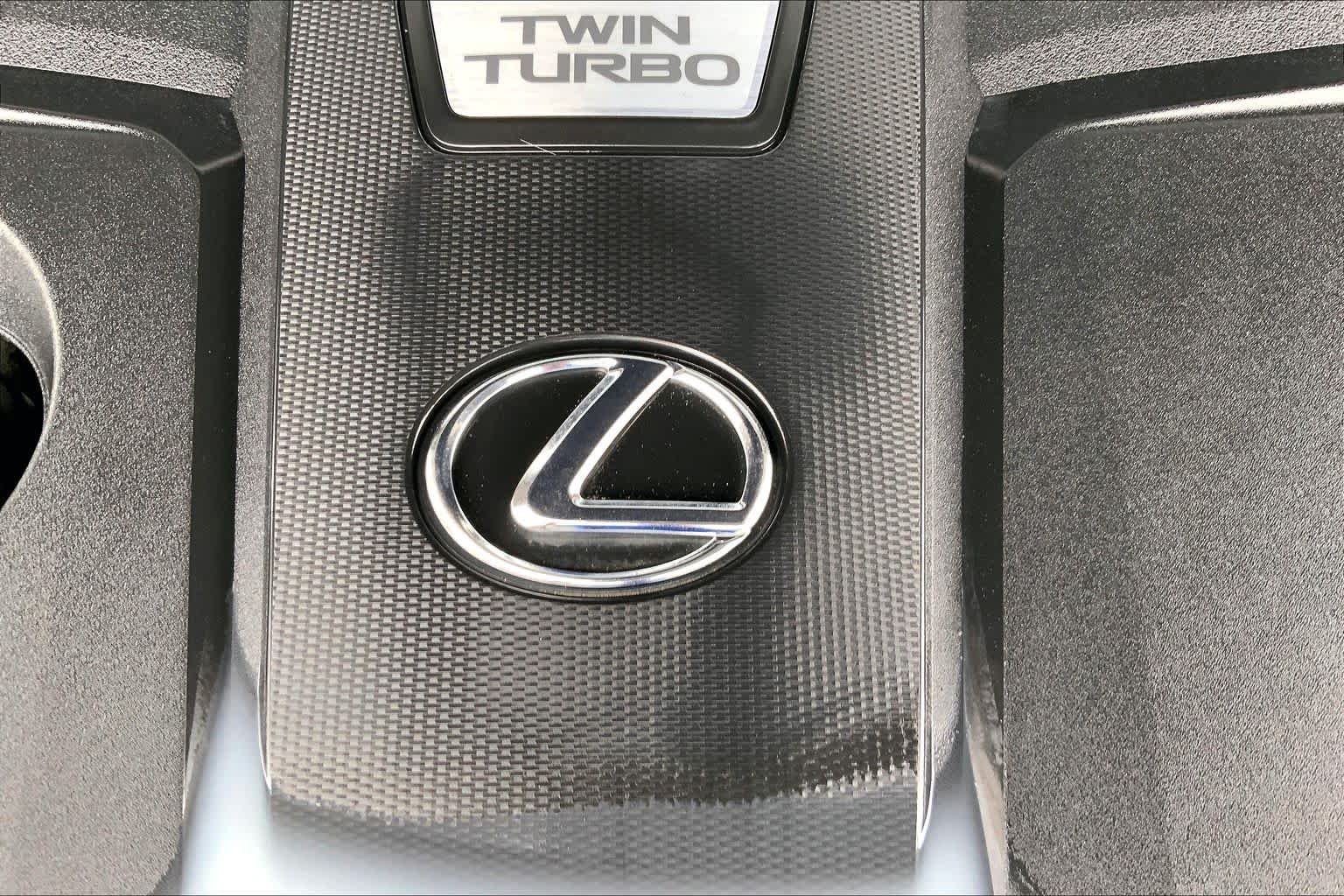 Used 2024 Atomic Silver/Black Lexus Overtrail+ image 30