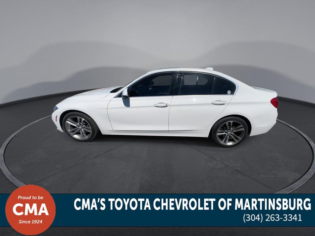 Used 2018  BMW  image 5