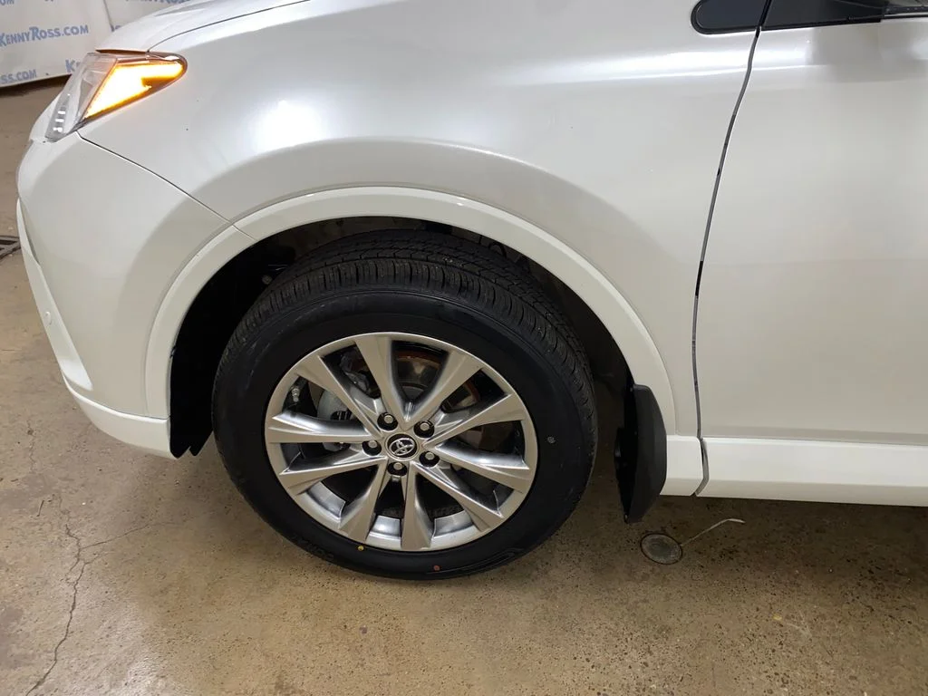 Used 2017 White Toyota Platinum image 16