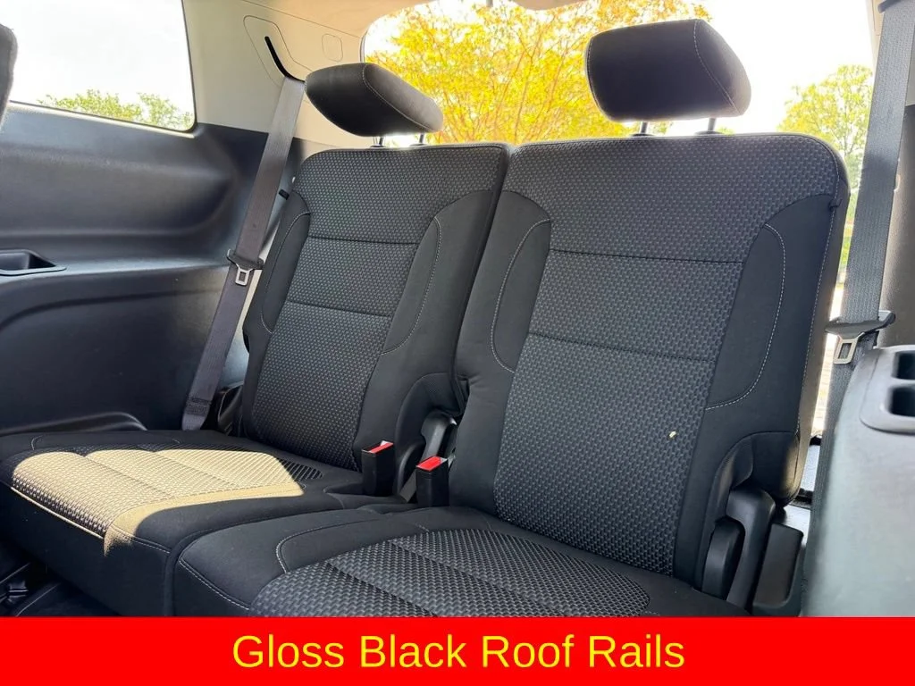 Used 2021 EBONY TWILIGHT METALLIC GMC SLE image 29