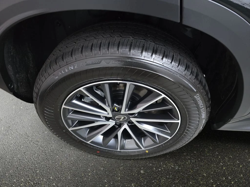 New 2026 Caviar Lexus PREMIUM PLUS AWD image 30