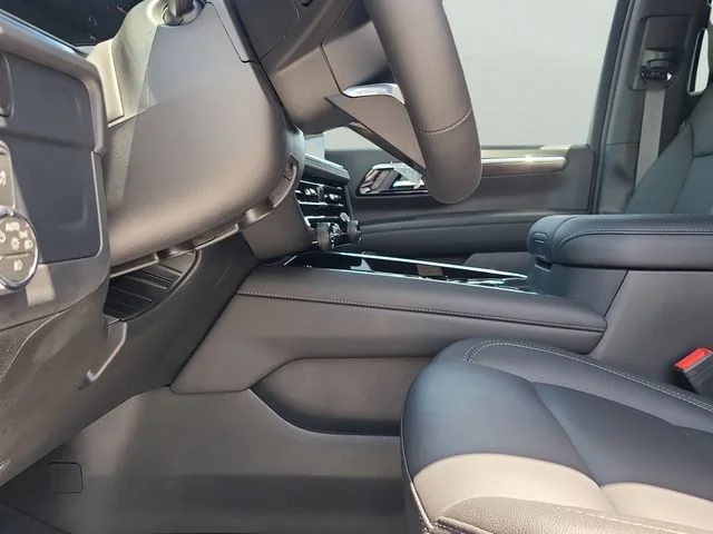 New 2026 Black Chevrolet LT image 28