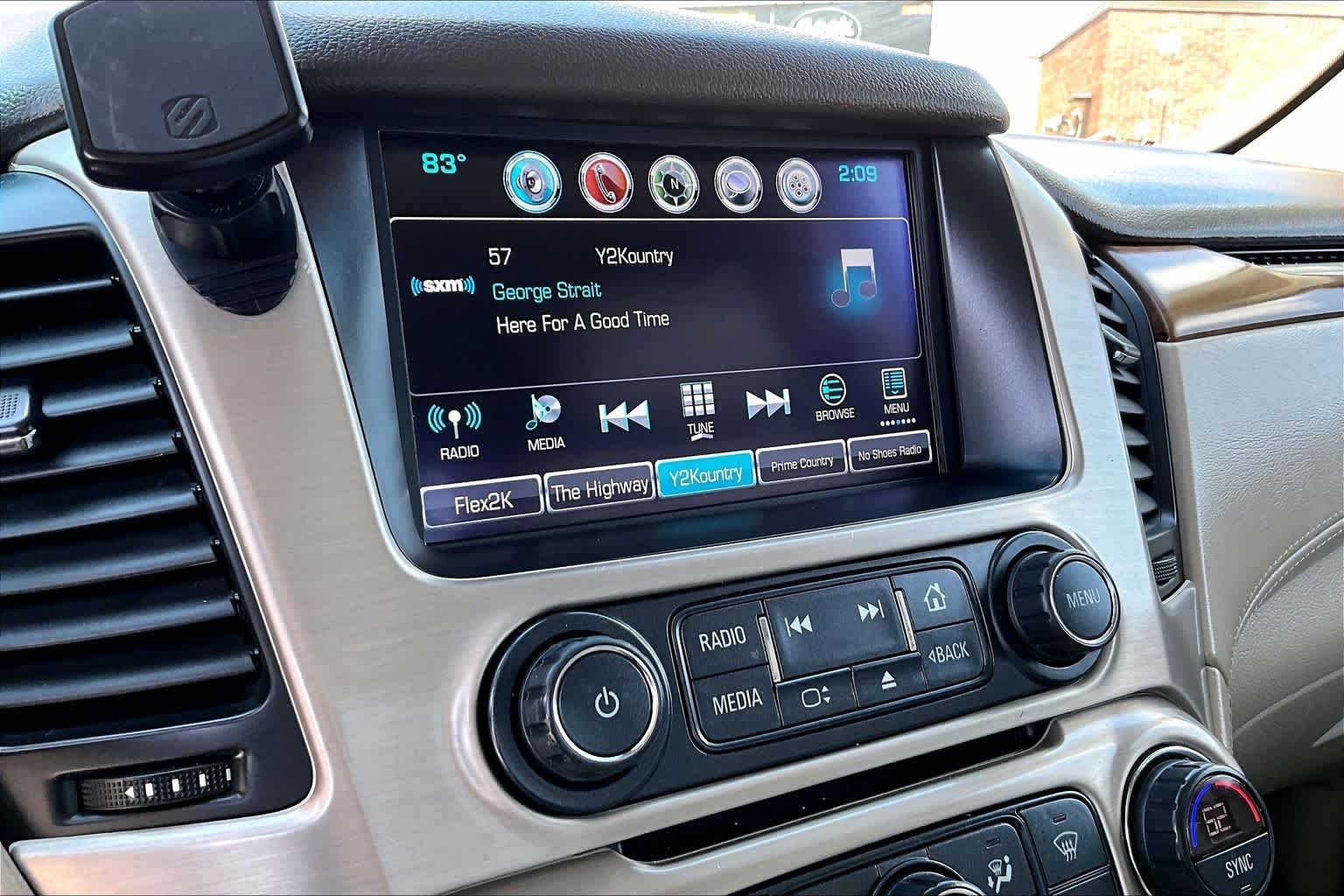 Used 2019 Summit White GMC Denali image 32