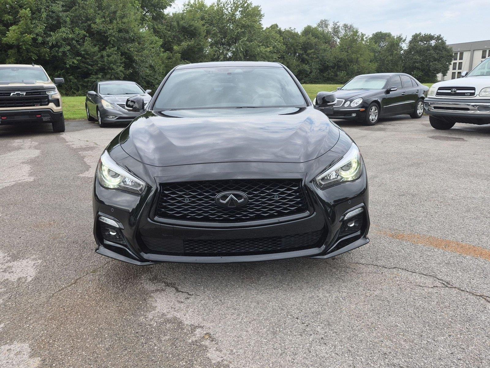 Used 2023 Midnight Black INFINITI RED SPORT 400 image 8