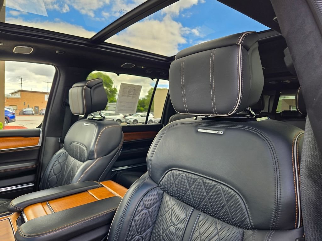 2024 Jeep Grand Wagoneer L Series III - Photo 38