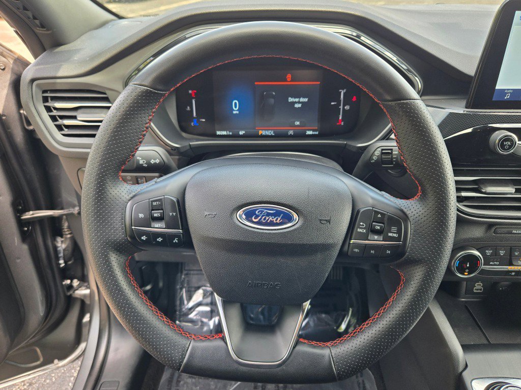 2025 Ford Escape ST-Line - Photo 32