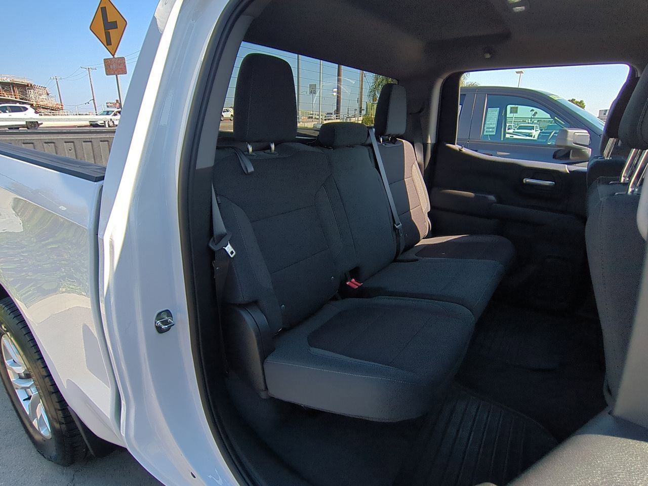 Used 2021 SUMMIT WHITE Chevrolet LT image 25