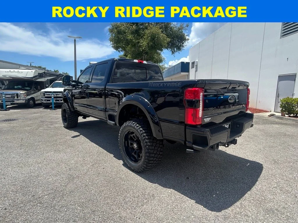 2025 Ford F-350 Super Duty Lariat - Photo 6