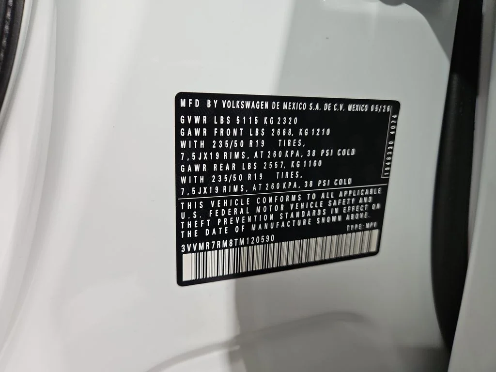 New 2026 White Volkswagen 2.0T SE image 29