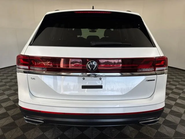 Used 2026 White Volkswagen SE image 24