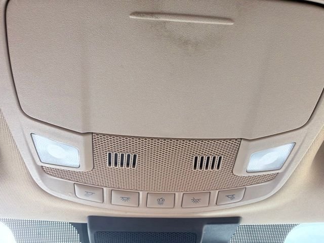 Used 2019 White Ford XLT image 27