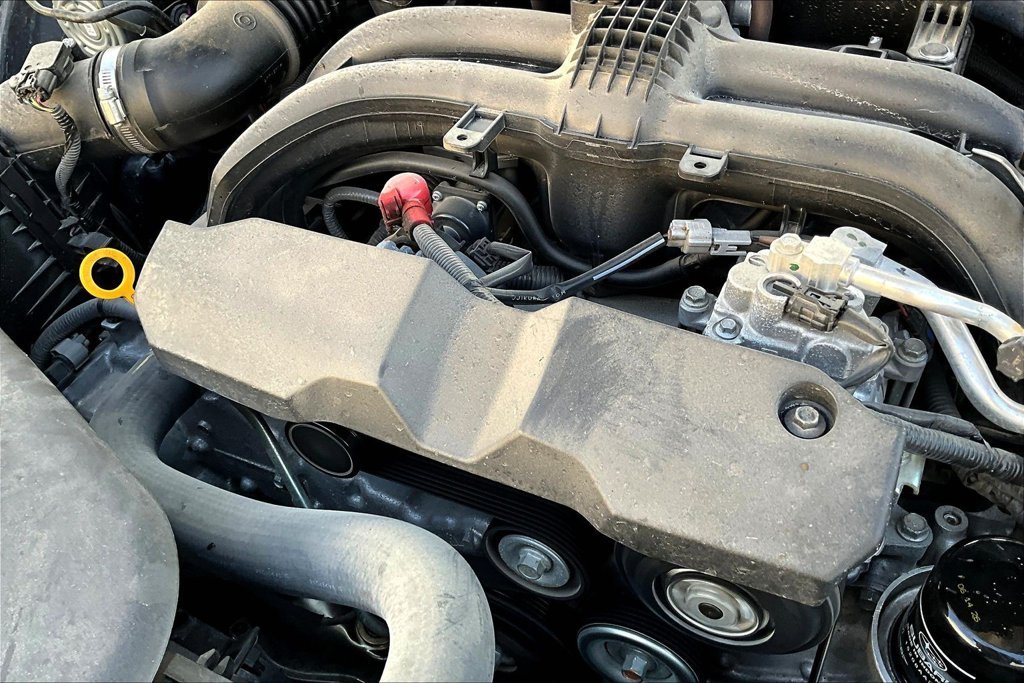 Used 2019 Green Subaru 2.5i image 32