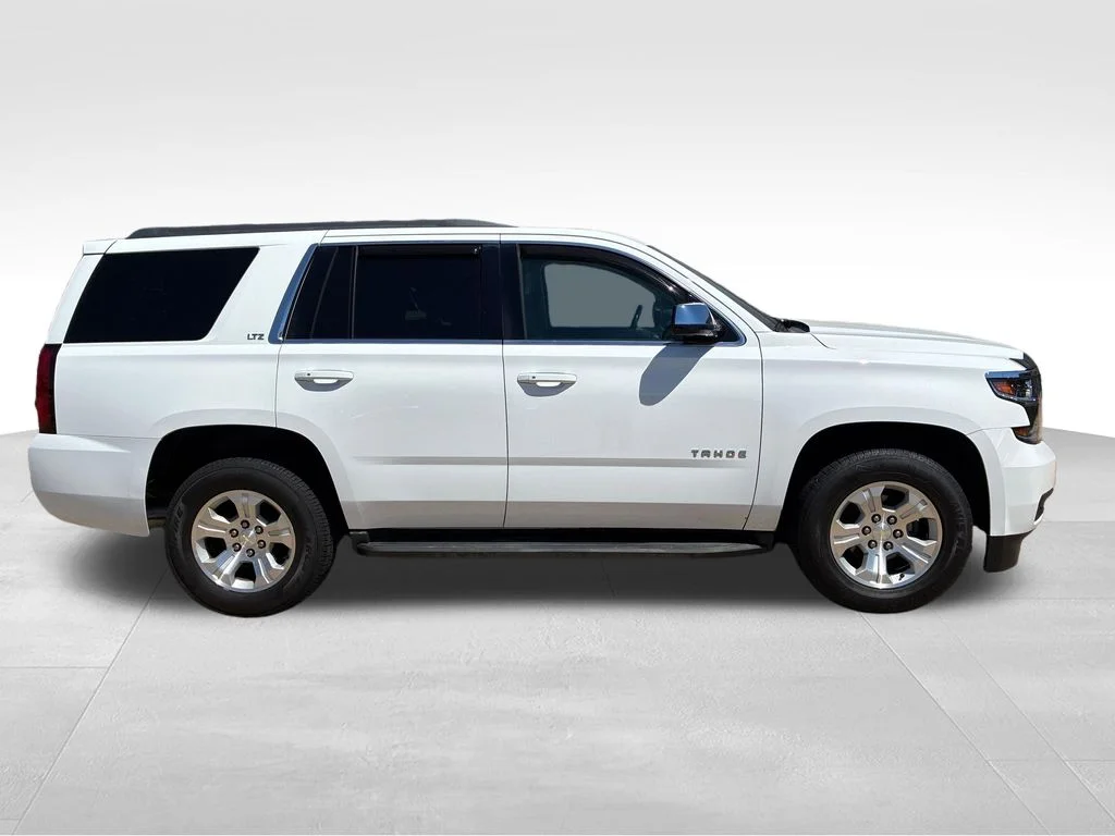Used 2015 White Chevrolet LT image 7