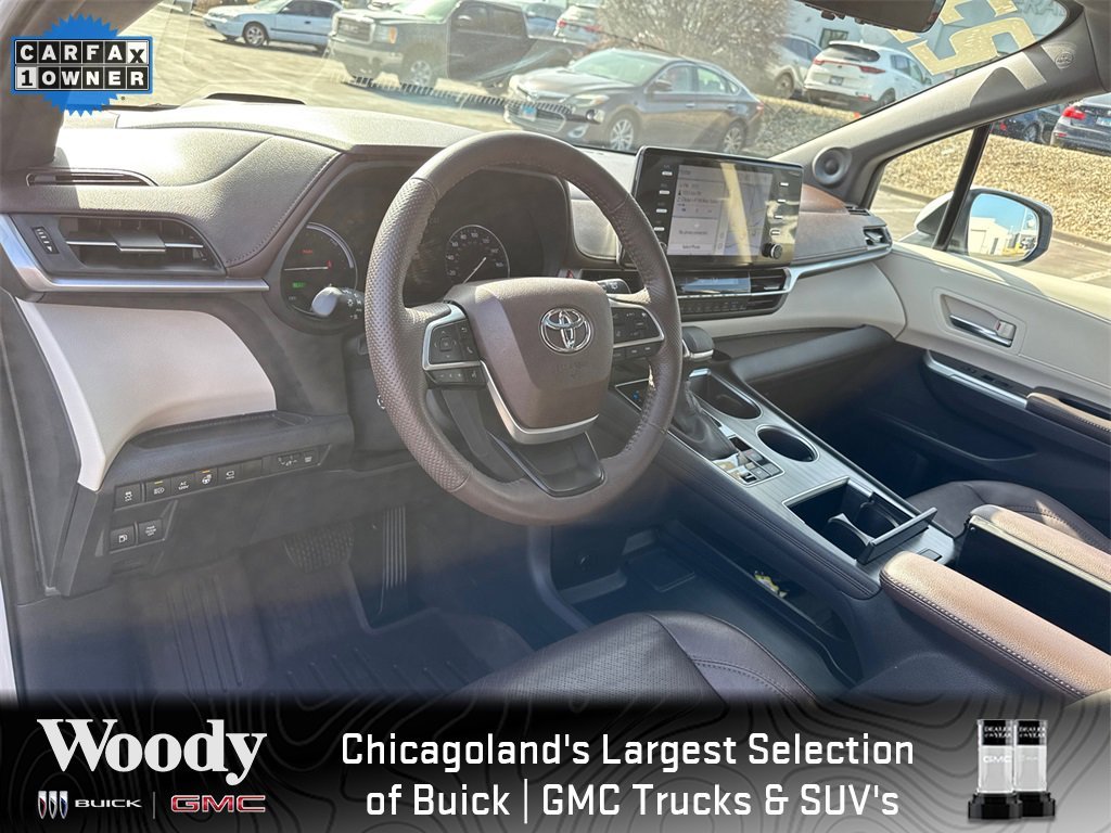 2023 TOYOTA SIENNA - Image 16