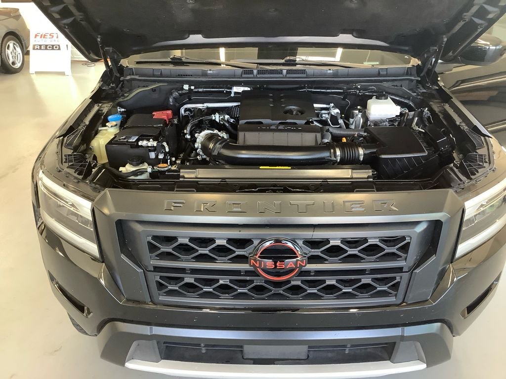Used 2024 Black Nissan PRO-4X image 21