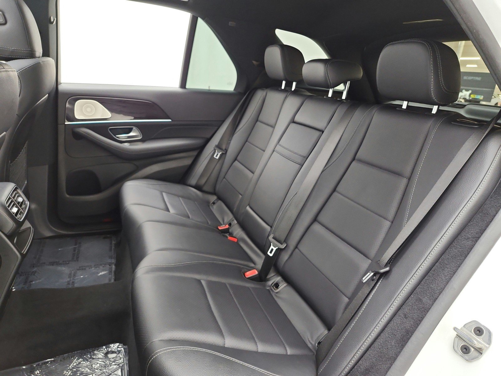 Used 2023 Polar White Mercedes-Benz GLE 350 SUV image 13