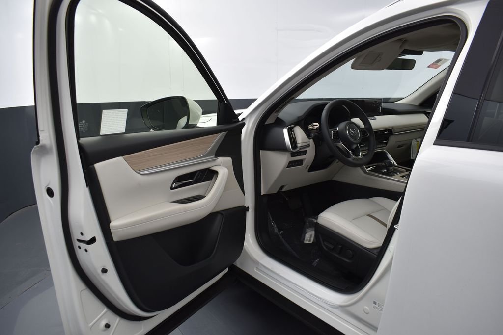 New 2026 Rhodium White Premium Mazda 3.3 Turbo Premium Plus AWD image 5