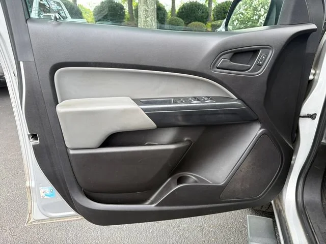 Used 2018 QUICKSILVER METALLIC GMC 2WD image 10