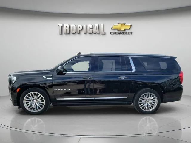 Used 2023 Onyx Black GMC Denali image 2
