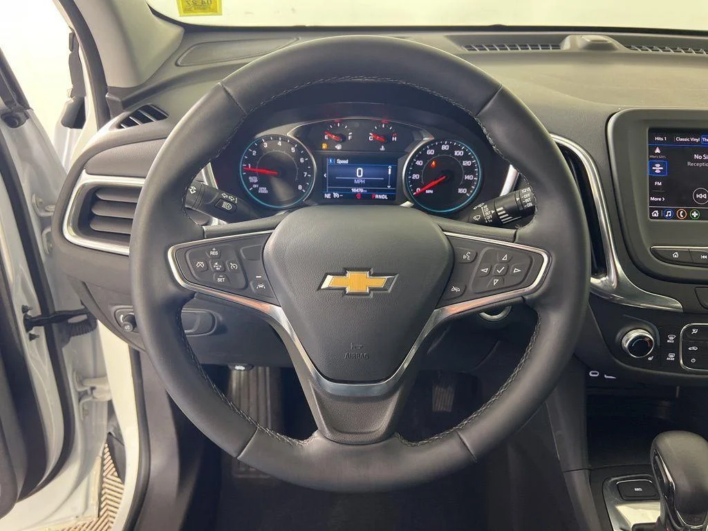 Used 2024 Summit White Chevrolet LT image 16