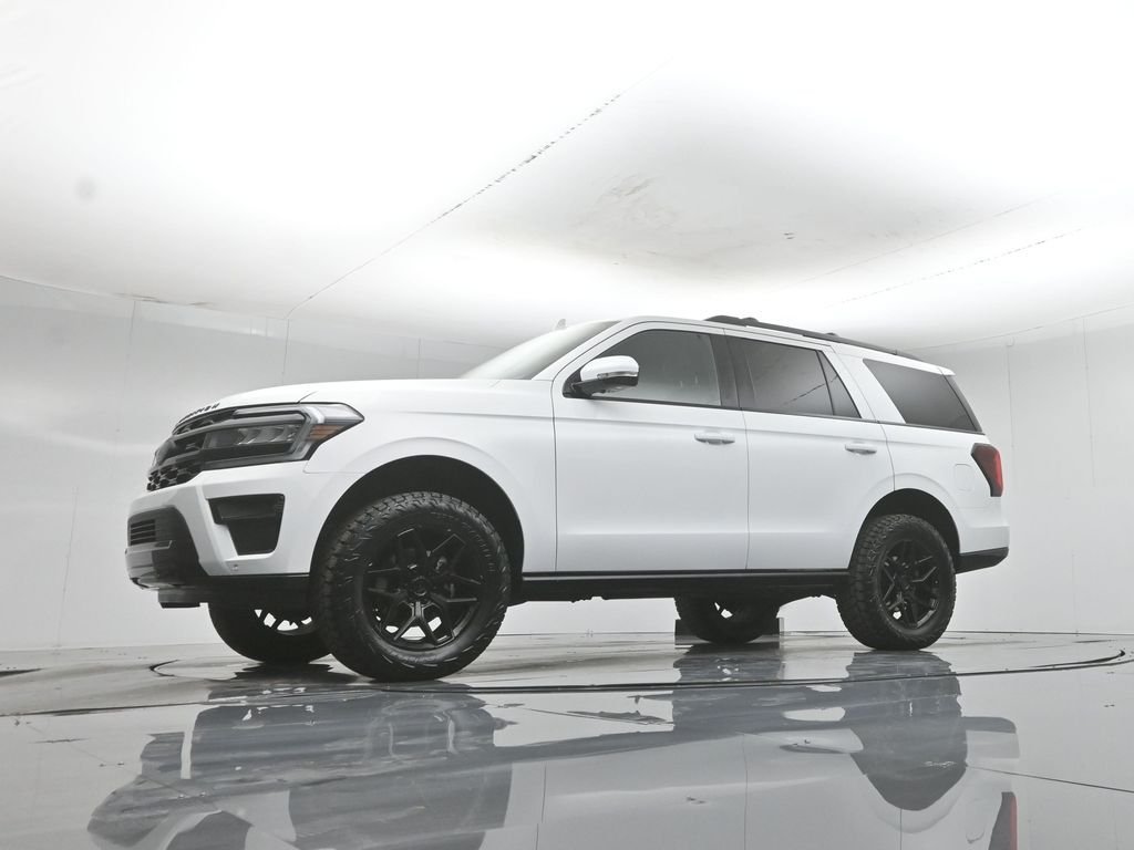 Used 2024 White Ford Limited image 53
