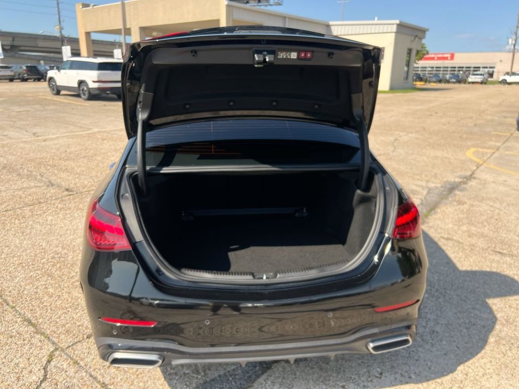 Used 2022 Black Mercedes-Benz C 300 image 18