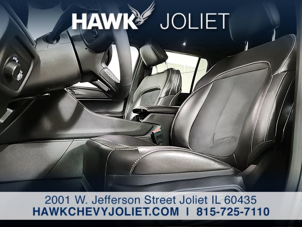 Used 2025 Black Jeep Altitude image 10