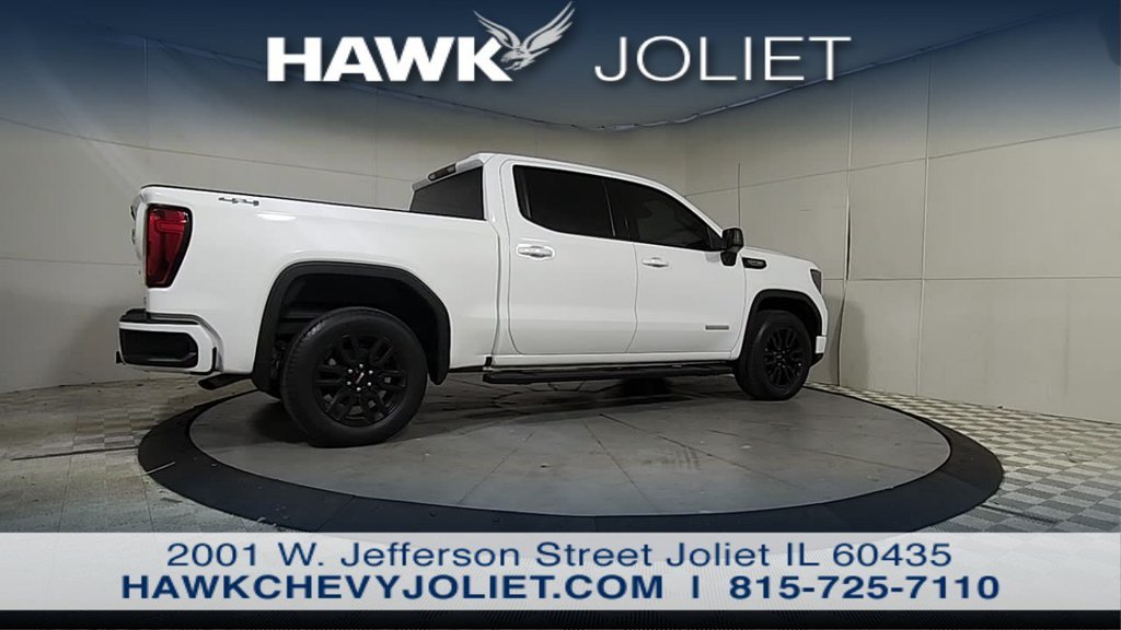 Used 2022 White GMC Elevation image 7