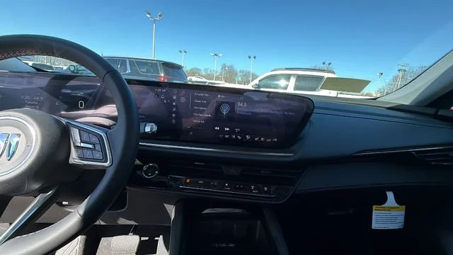 2026 Buick Envision Avenir - Photo 17