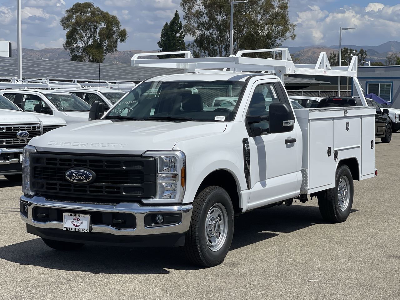 New 2026 Oxford White Ford  image 3