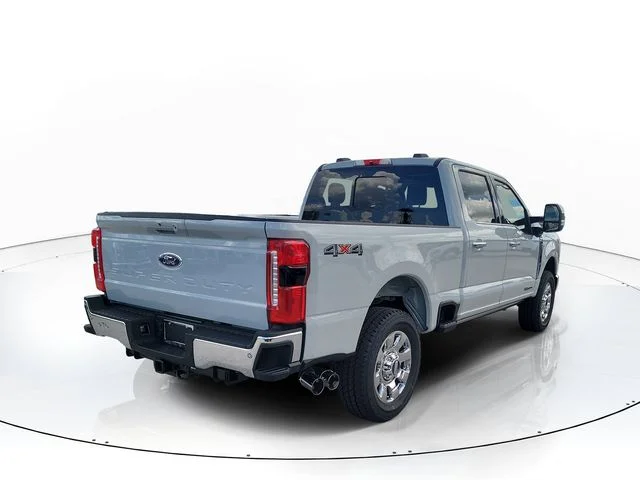New 2026 Avalanche Ford Lariat image 5