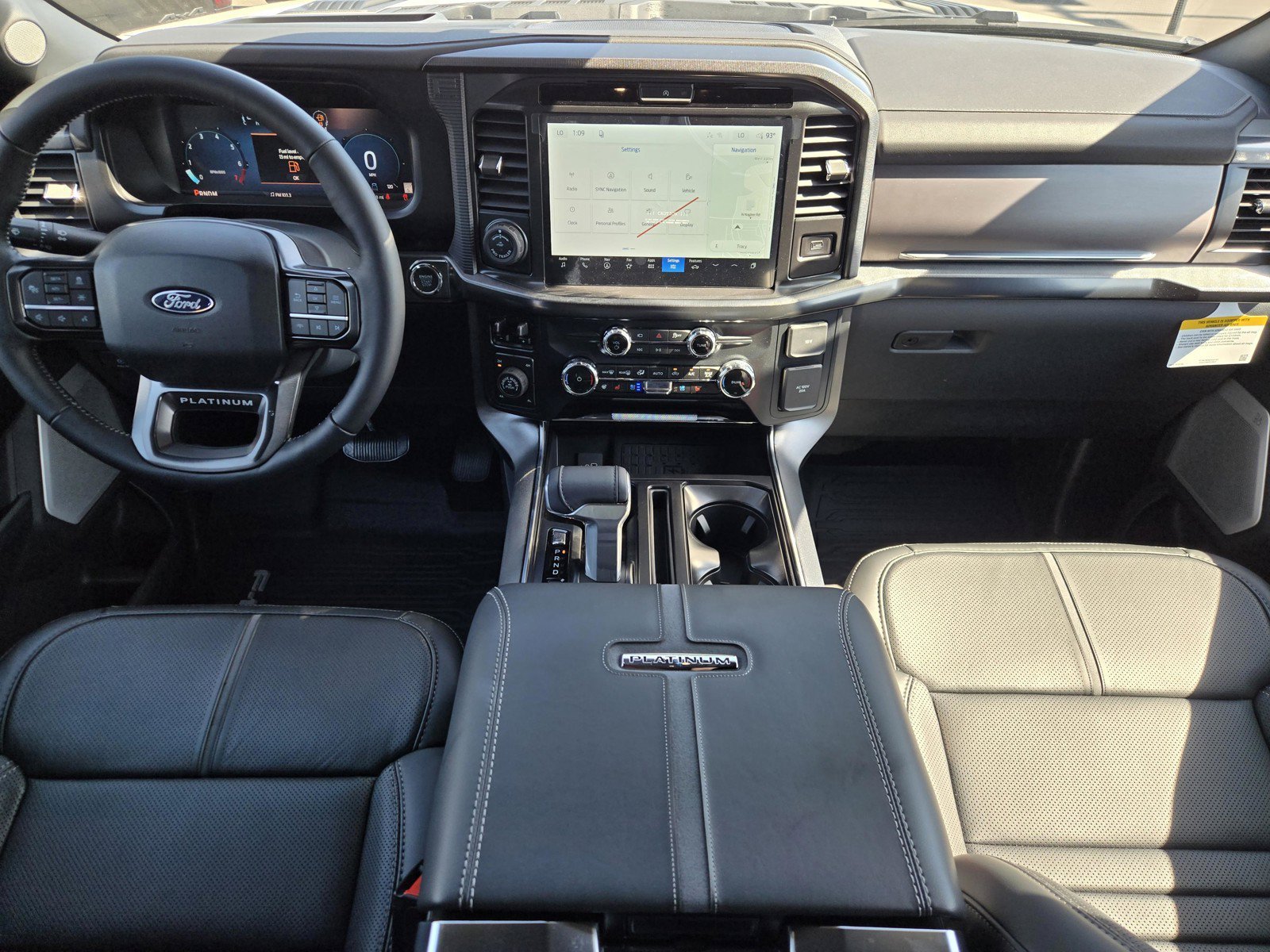 New 2026 Star White Metallic Tri-Coat Ford Platinum® image 8