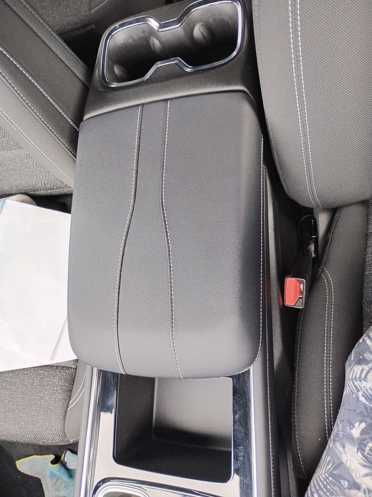 Used 2025 White Chevrolet LT image 20