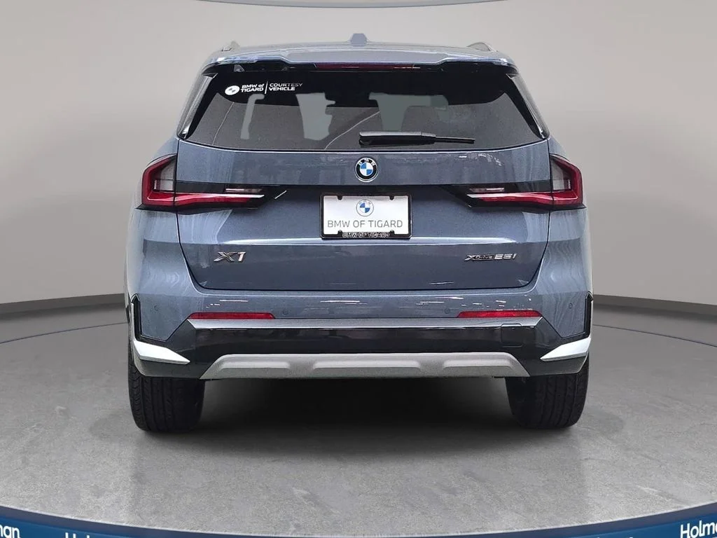 Used 2026 Storm Bay Metallic BMW xDrive28i image 7