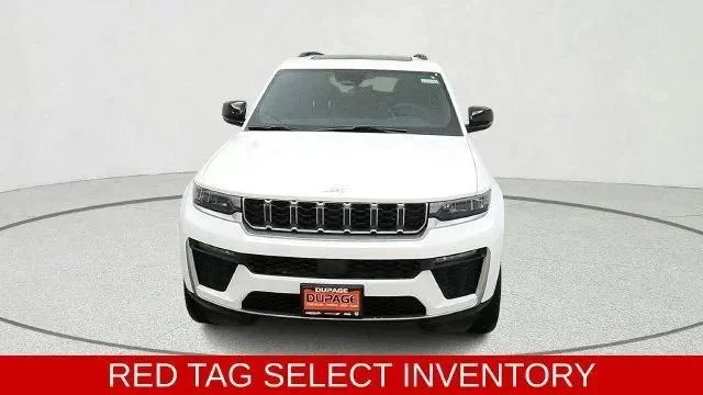 New 2026 Bright White Clear-Coat Exterior Paint Jeep Limited image 2