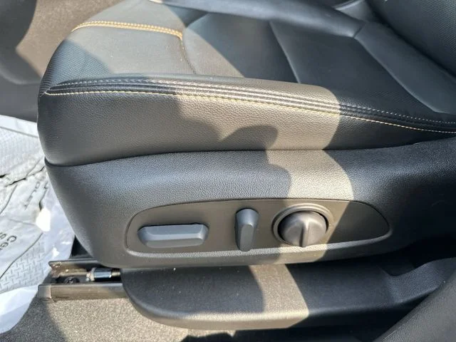 Used 2022 Beige Chevrolet Premier image 16