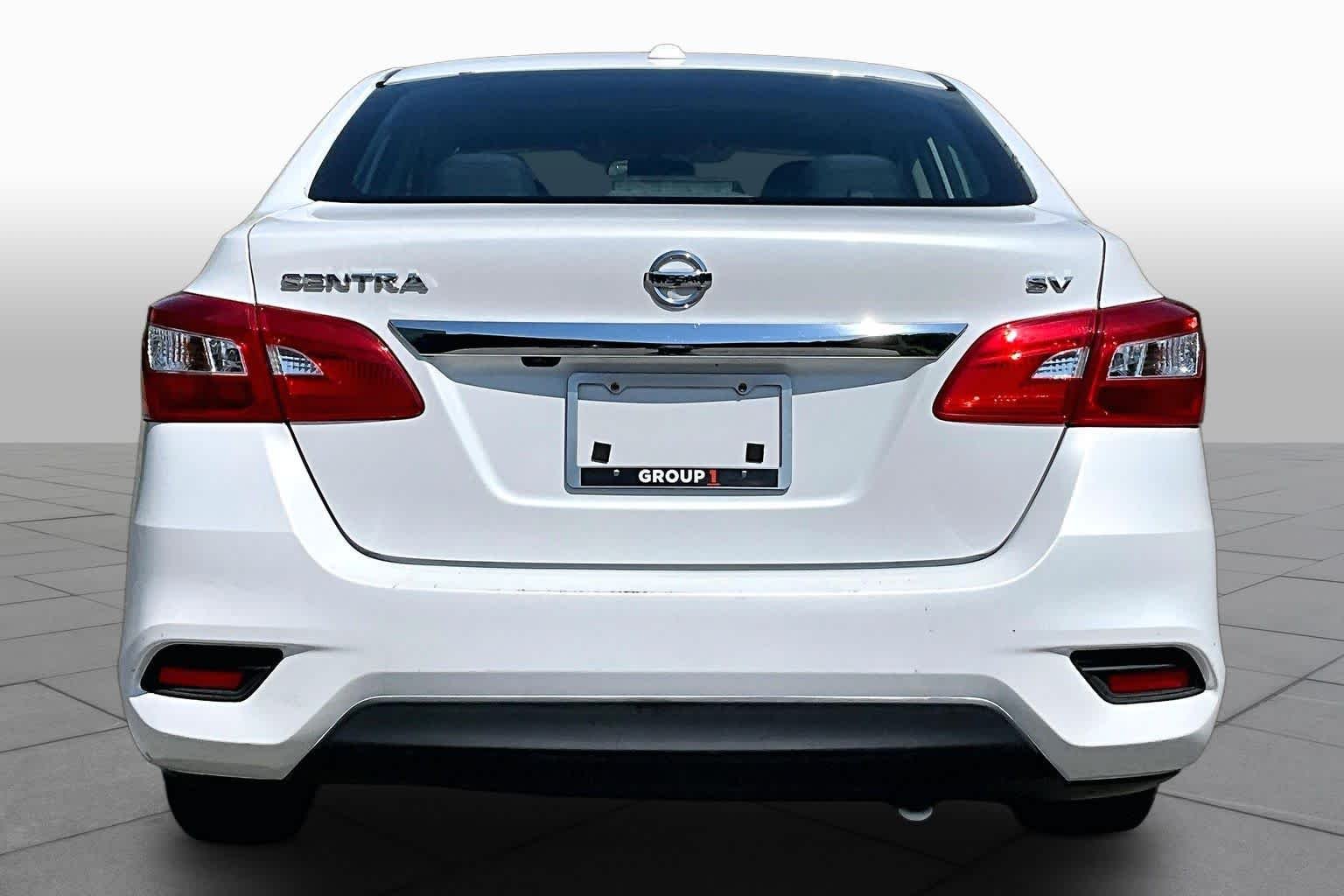 Used 2016 Aspen White Pearl Nissan SV image 5