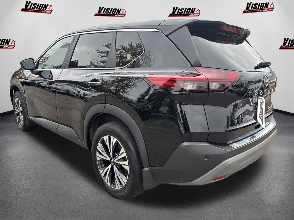 Used 2022 Black Nissan SV image 8
