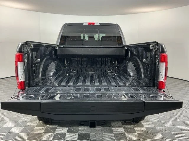 Used 2019 Black Ford Platinum image 7