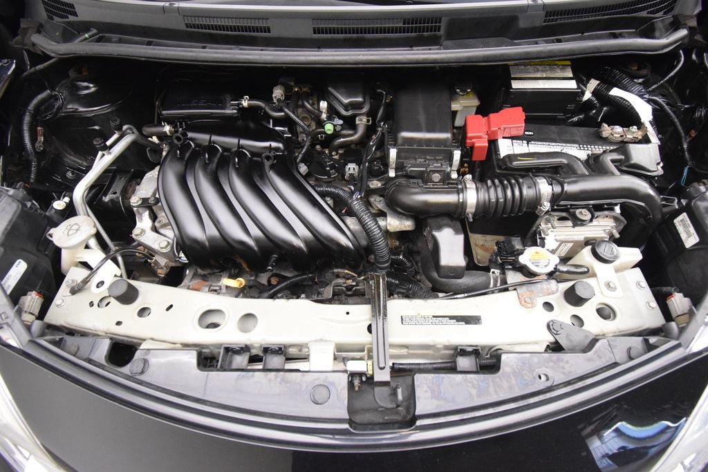 Used 2015 Black Nissan SL image 20