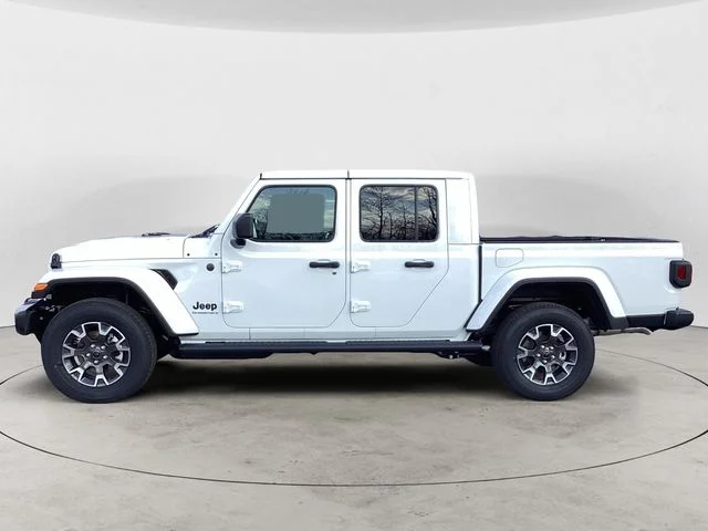 New 2026 Bright White Clearcoat Jeep SAHARA 4X4 image 2